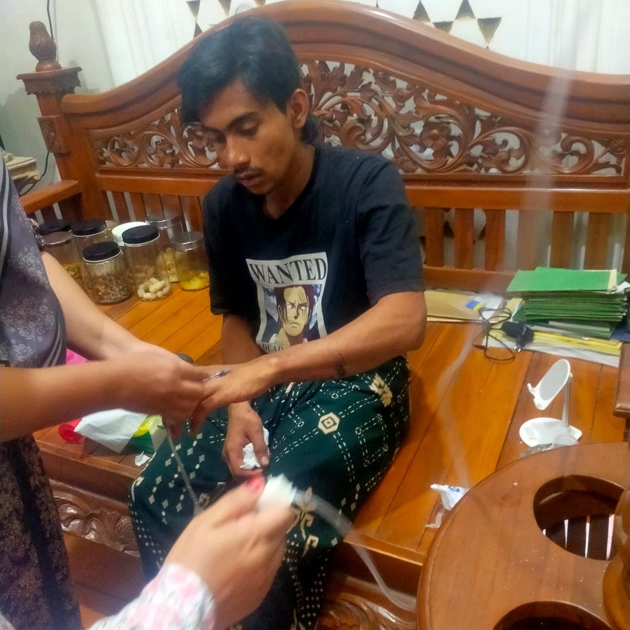 Tim gabungan akhirnya menemukan Faiz Hidayat (23), pendaki asal Desa Paloh Gadeng, Kecamatan Dewantara, Kabupaten Aceh Utara, yang sebelumnya dilaporkan hilang di kawasan Gunung Seulawah, Kabupaten Aceh Besar. (Foto: Basarnas Aceh)
