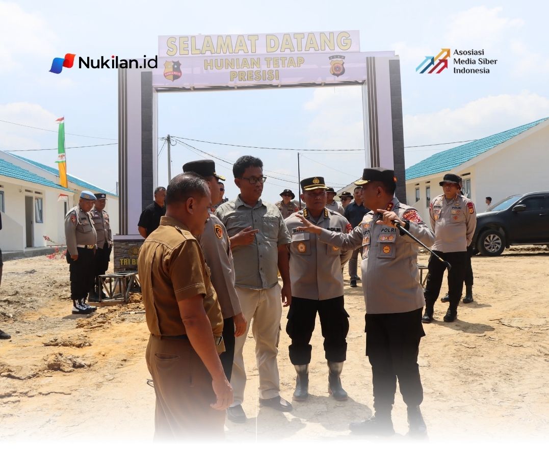 Kapolda Aceh Irjen Pol. Ruddi Setiawan meninjau kesiapan Hunian Tetap (Huntap) Presisi di Desa Simpang Kanan, Kecamatan Kejuruan Muda, Kabupaten Aceh Tamiang, Selasa (7/7/2026). (FOTO: HUMAS POLDA ACEH)