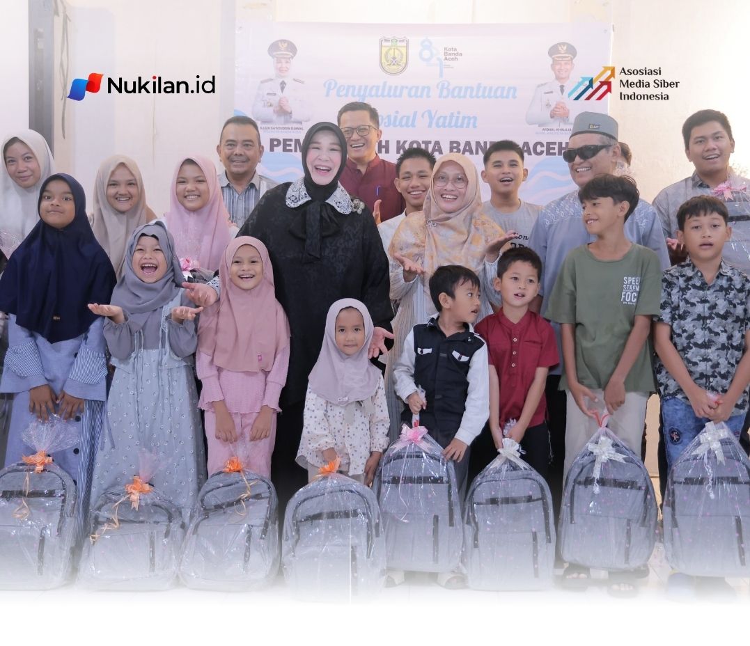 emerintah Kota Banda Aceh menyalurkan bantuan perlengkapan sekolah kepada 250 anak yatim yang berasal dari 11 gampong di sembilan kecamatan. (FOTO: HUMAS BNA)