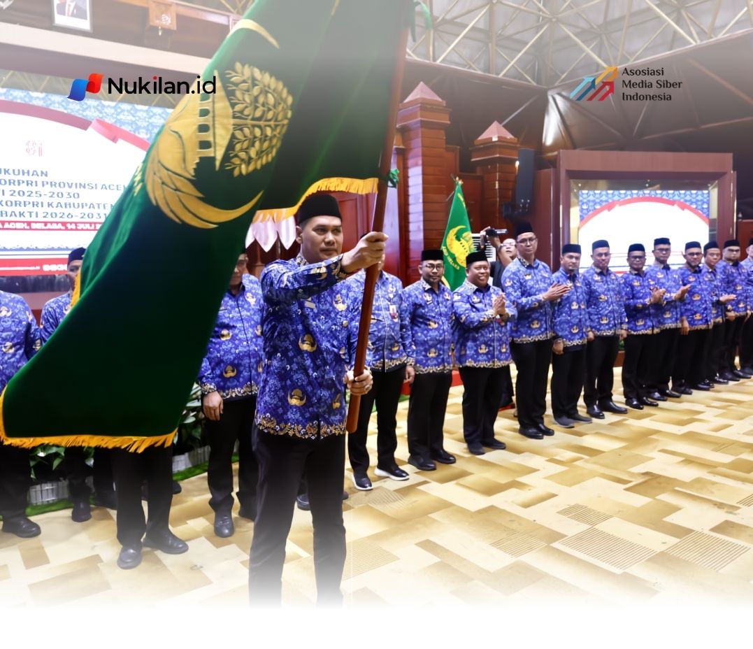 Sekretaris Daerah (Sekda) Aceh Muhammad Nasir resmi menjabat sebagai Ketua Dewan Pengurus KORPRI Aceh masa bakti 2025–2030 setelah dilantik oleh Ketua Umum Dewan Pengurus KORPRI Nasional, Prof. Zudan Arif Fakrullah, di Anjong Mon Mata, Kompleks Meuligoe Gubernur Aceh, Selasa (14/7/2026). (FOTO: HUMAS ACEH)