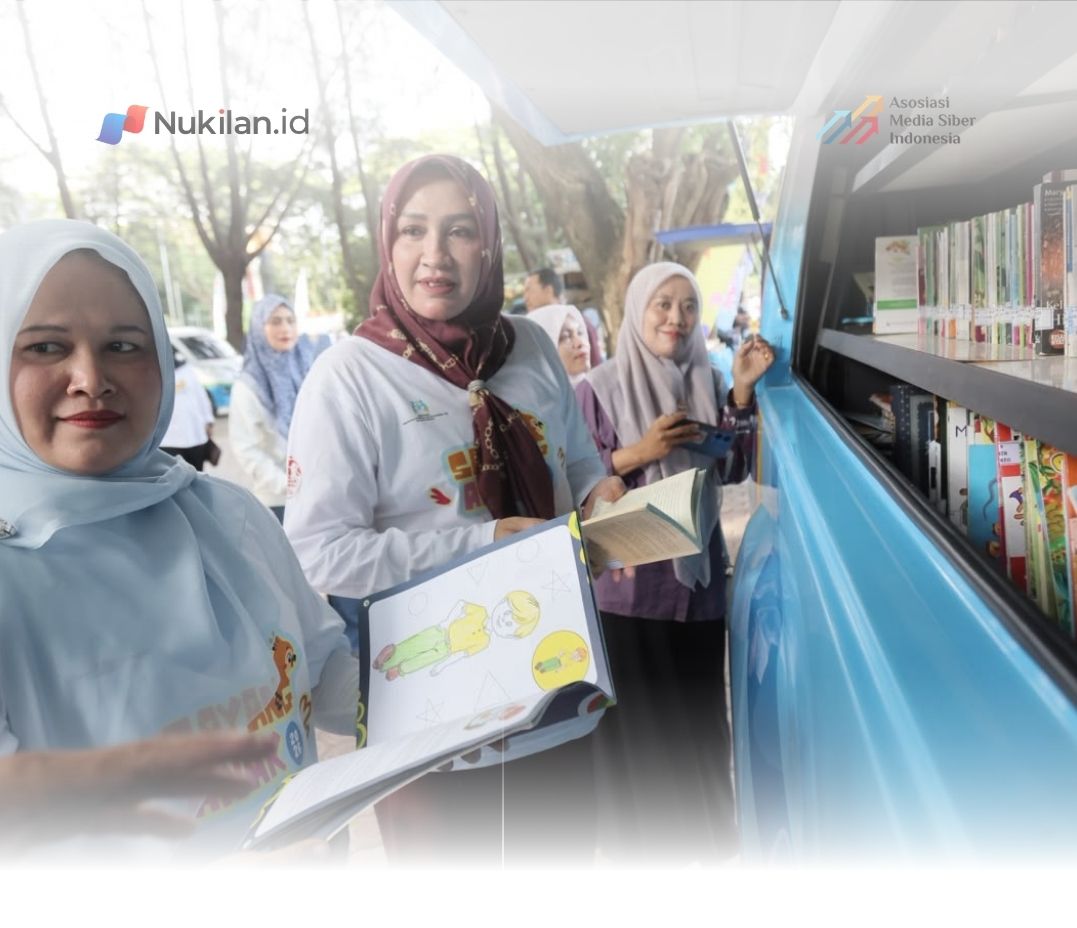 Ketua TP PKK Aceh, Marlina Muzakir atau yang akrab disapa Kak Na, saat menghadiri puncak peringatan Hari Anak Nasional (HAN) 2026 yang berlangsung di halaman parkir Stadion Harapan Bangsa, Lhong Raya, Banda Aceh, Sabtu (25/7/2026). (FOTO: FOR NUKILAN)