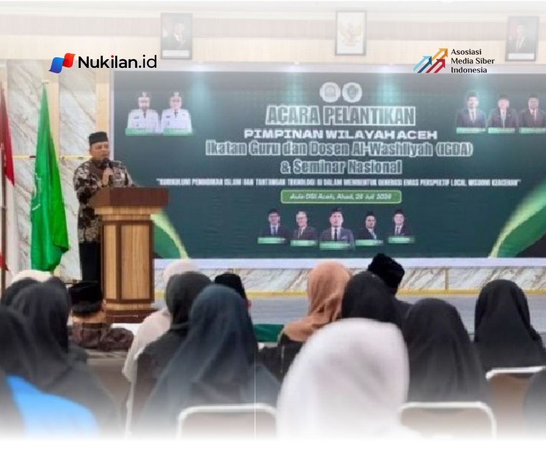 Pemerintah Aceh menegaskan komitmennya memperkuat pendidikan Islam yang mampu beradaptasi dengan perkembangan kecerdasan buatan (Artificial Intelligence/AI) tanpa meninggalkan nilai-nilai syariat Islam dan kearifan lokal. Langkah ini menjadi bagian dari upaya mempersiapkan Generasi Emas Indonesia 2045. (FOTO: FOR NUKILAN)