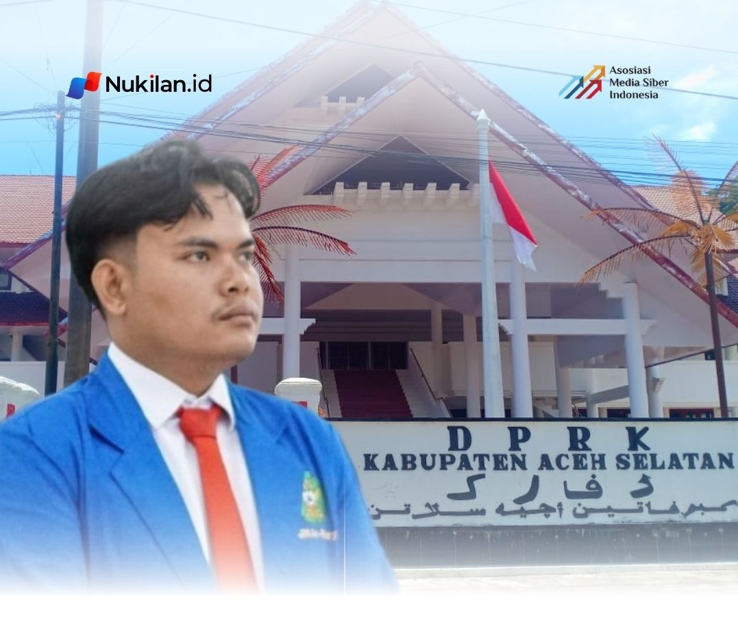 Mahasiswa Aceh Selatan, Khairi Munahar, dan gedung DPRK Aceh Selatan. (Foto: Nukilan)