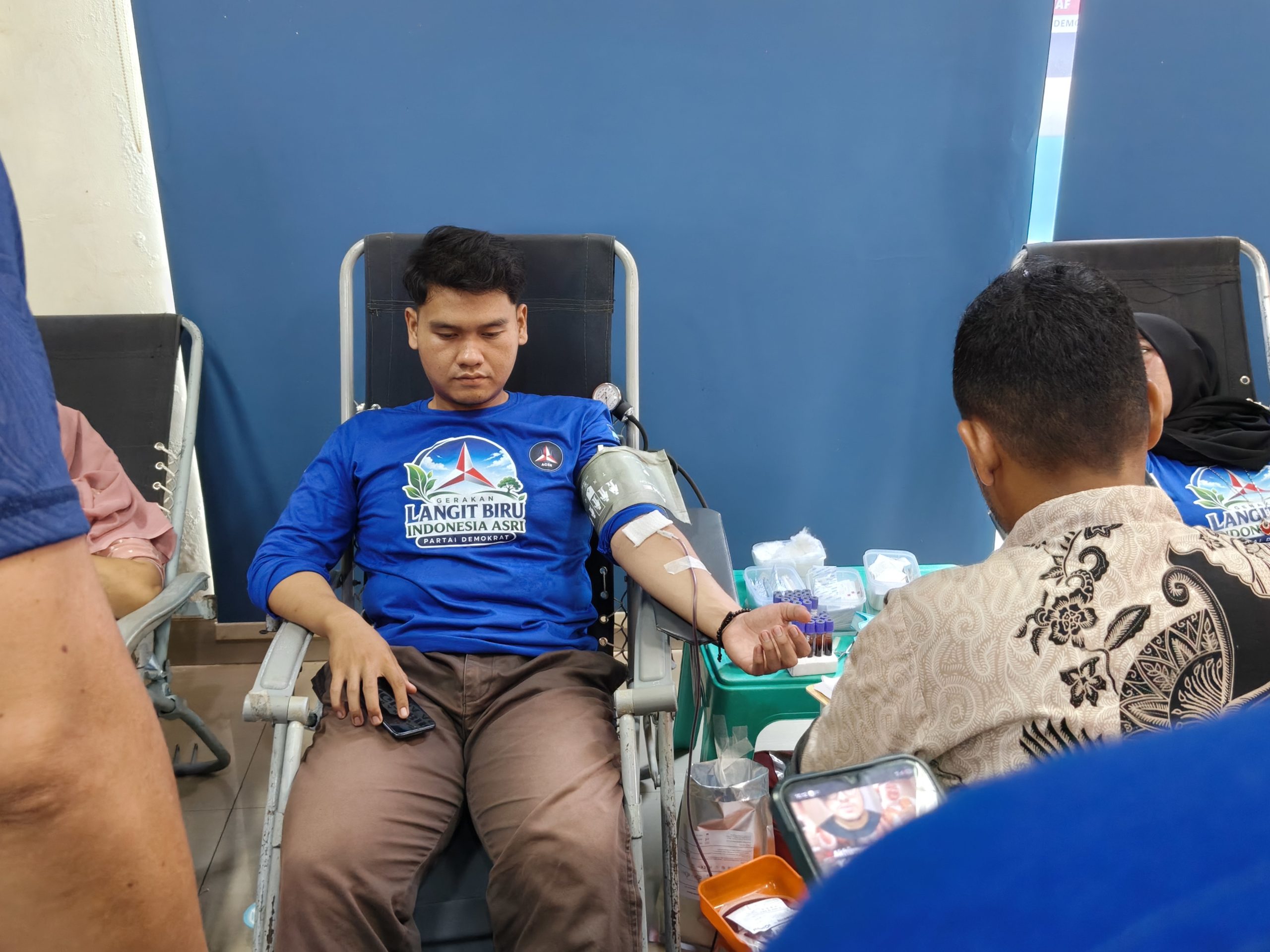 DPD Partai Demokrat Aceh Gelar Donor Darah, Wujud Kepedulian Kemanusiaan dalam Gerakan Nasional Langit Biru Indonesia Asri