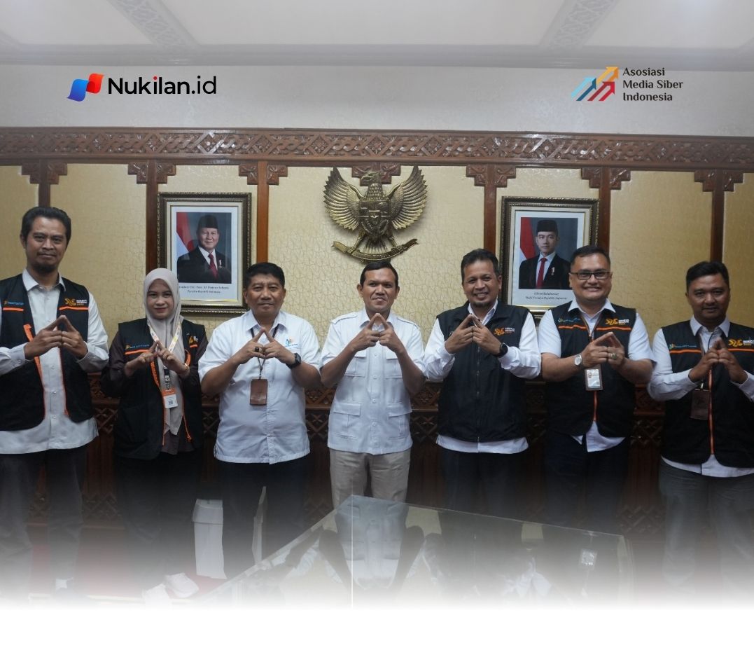 Wakil Gubernur Aceh, Fadhlullah, turut mengikuti pendataan Sensus Ekonomi 2026 (SE2026) yang dilakukan petugas Sensus Kota Banda Aceh. (Foto: For Nukilan)