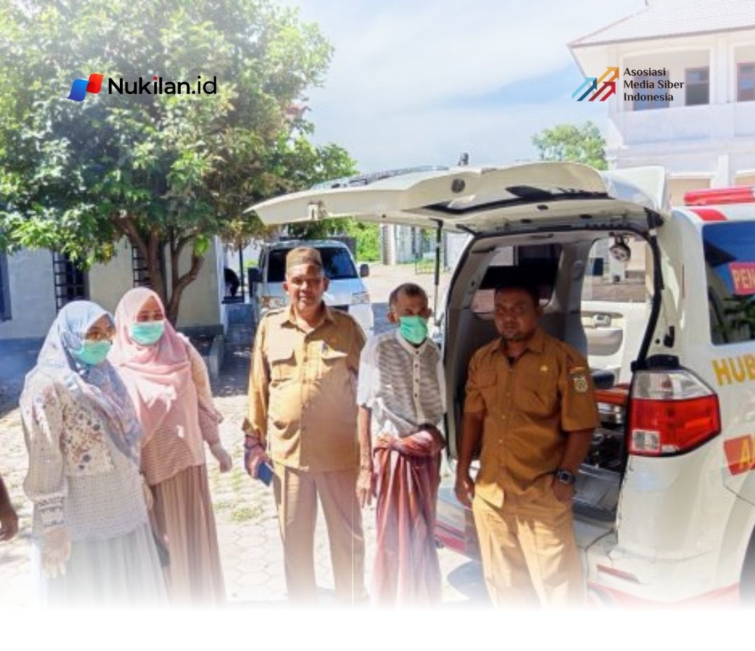 Tim Reaksi Cepat (TRC) Dinas Sosial Kota Banda Aceh menangani seorang lanjut usia terlantar berinisial YR, sekitar 65 tahun, yang ditemukan di kawasan Terminal Keudah. YR diketahui berasal dari Tapaktuan, Kabupaten Aceh Selatan. (Foto: Dinsos Banda Aceh)