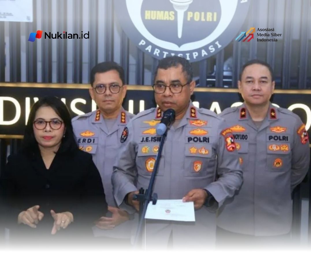 Kadiv Humas Polri Irjen Pol. Johnny Eddizon Isir (kedua dari kanan). (Foto: Divisi Humas Polri)