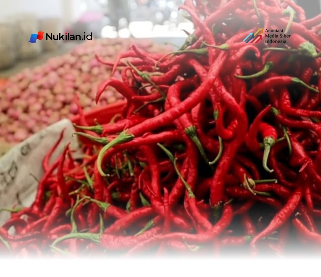 Cabai Merah dijajakan di Pasar Al-Mahirah, Lamdingin, Banda Aceh. (Foto: Nukilan/Rezi).