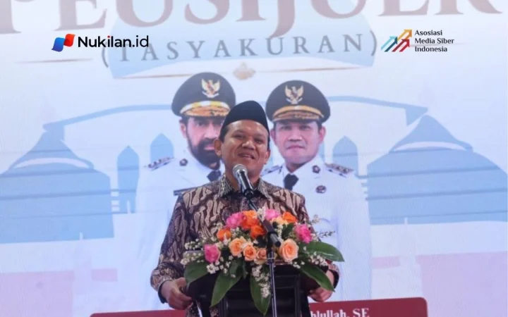 Wakil Gubernur Aceh, H. Fadhlullah, S.E., atau yang akrab disapa Dek Fadh, menghadiri acara peusijuek (tepung tawar) dan tasyakuran untuk tiga putra Aceh yang memperoleh amanah jabatan di tingkat nasional. Kegiatan tersebut berlangsung di Aula Badan Penghubung Pemerintah Aceh (BPPA), Jakarta, Minggu (11/10/2026). (FOTO: FOR NUKILAN)