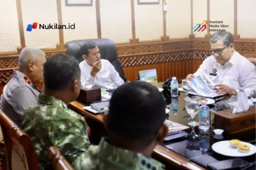 Wakil Gubernur Aceh Fadhlullah atau Dek Fadh mengusulkan penyediaan alat berat melalui skema pinjam pakai bagi kabupaten/kota yang memiliki wilayah rawan banjir. (Foto: For Nukilan)