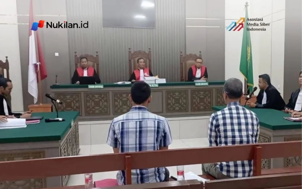 Terdakwa tindak pidana korupsi pengelolaan anggaran pada Dinas Kesehatan Kabupaten Aceh Tengah mengikuti persidangan di Pengadilan Tindak Pidana Korupsi pada Pengadilan Negeri Banda Aceh di Banda Aceh, Senin (5/10/2026). (FOTO: ANTARA)