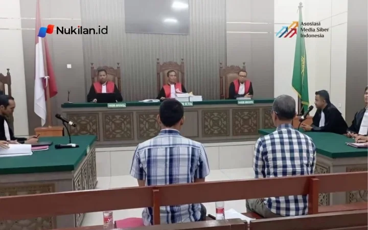 Terdakwa tindak pidana korupsi pengelolaan anggaran pada Dinas Kesehatan Kabupaten Aceh Tengah mengikuti persidangan di Pengadilan Tindak Pidana Korupsi pada Pengadilan Negeri Banda Aceh di Banda Aceh, Senin (5/10/2026). (FOTO: ANTARA)