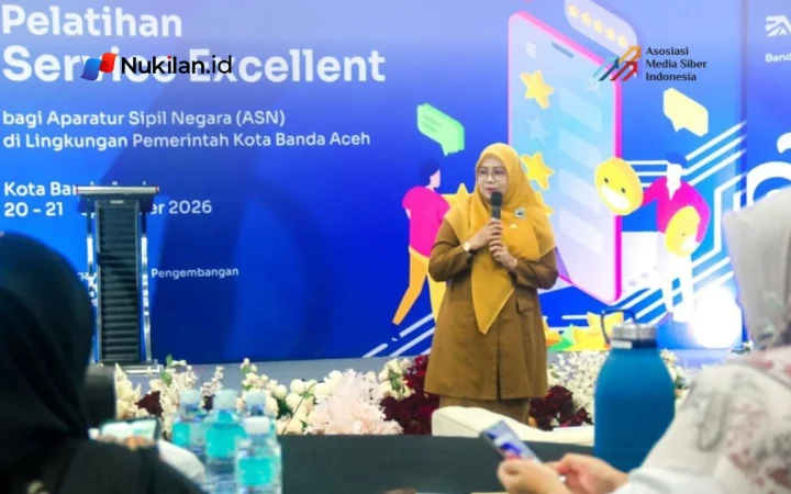 Badan Kepegawaian dan Pengembangan Sumber Daya Manusia (BKPSDM) Kota Banda Aceh menggelar pelatihan Service Excellent bagi 60 Aparatur Sipil Negara (ASN) dari sejumlah Organisasi Perangkat Daerah (OPD) di lingkungan Pemerintah Kota Banda Aceh. Kegiatan tersebut berlangsung di Hotel Rasamala pada 20–21 Oktober 2026. (FOTO: FOR NUKILAN)