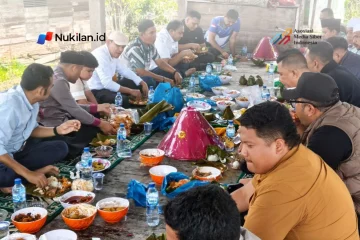 Wakil Gubernur Aceh, H. Fadhlullah, S.E. atau Dek Fadh, menghadiri kegiatan Maulid Nabi Muhammad SAW yang berlangsung di Meunasah Kemuneng, Desa Kayee Jatoe, Kecamatan Glumpang Tiga, Kabupaten Pidie, Minggu (25/10/2026). (Foto: For Nukilan)