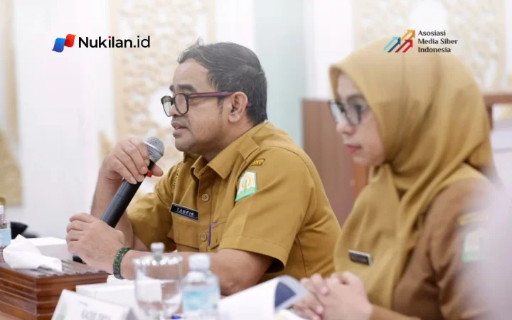 Pejabat (Pj.) Sekretaris Daerah (Sekda) Aceh, Taufik, menghadiri Acara Verifikasi Lapangan Evaluasi Penyelenggaraan Pengarusutamaan Gender (PUG) Tahun 2025 di Ruang Potensi Daerah I Sekretariat Daerah Aceh, Senin (26/10/2026). (Foto: For Nukilan)
