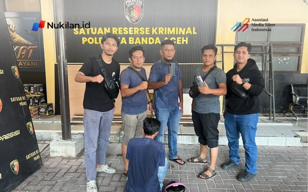 Tim Opsnal Unit V Jatanras Satreskrim Polresta Banda Aceh menangkap HK (40), pria yang diduga terlibat dalam pencurian dua unit telepon genggam dan satu rice cooker milik seorang mahasiswi di Gampong Rukoh, Kecamatan Darussalam, Aceh Besar. (Foto: For Nukilan)