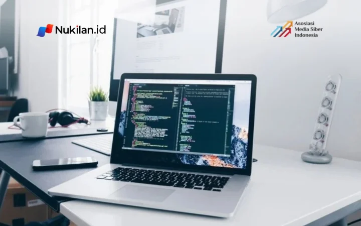 Ilustrasi laptop untuk mahasiswa Teknik Informatika. (Foto: Unsplash)
